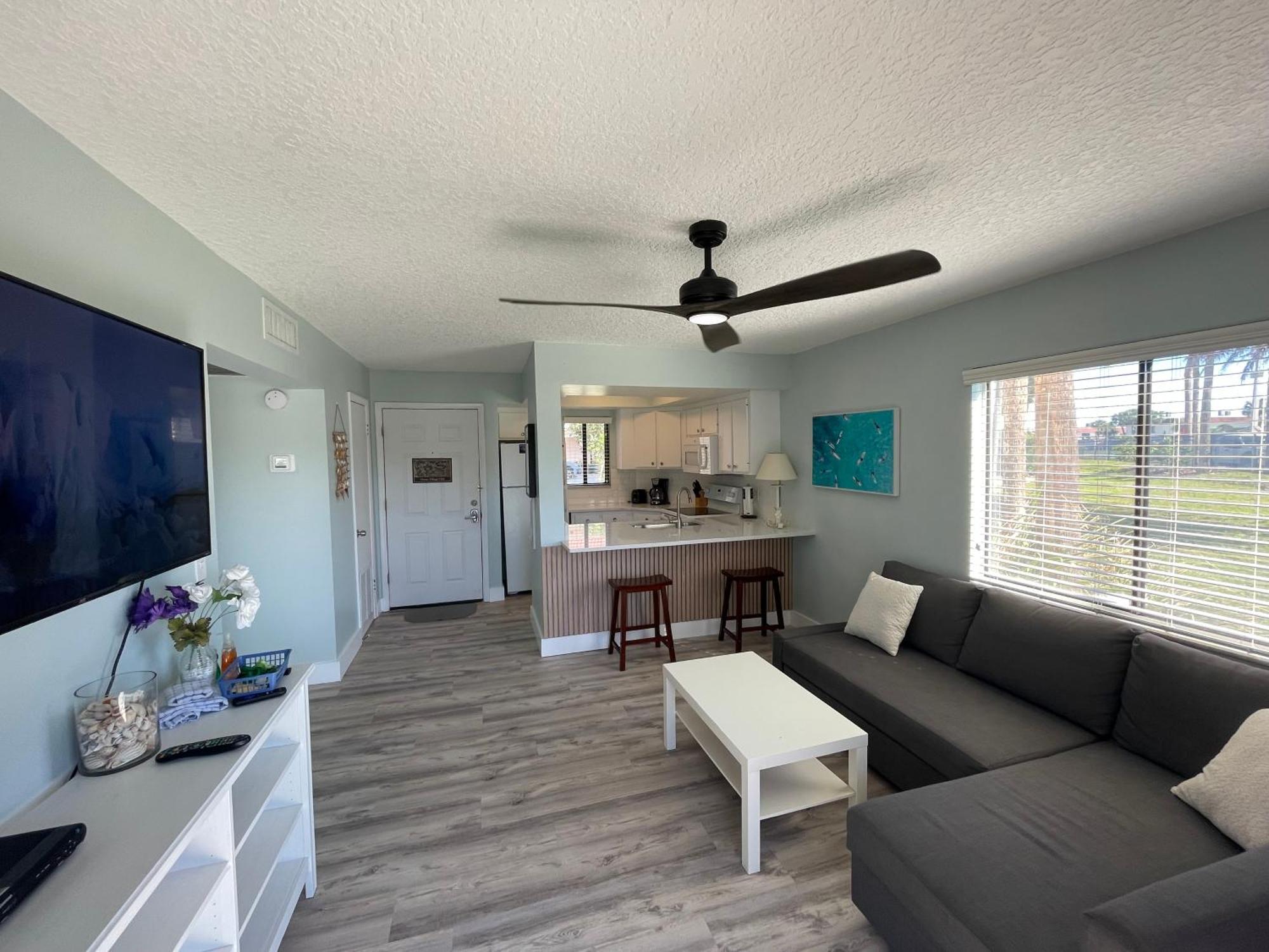Ocean Village Club B-17 St. Augustine Extérieur photo